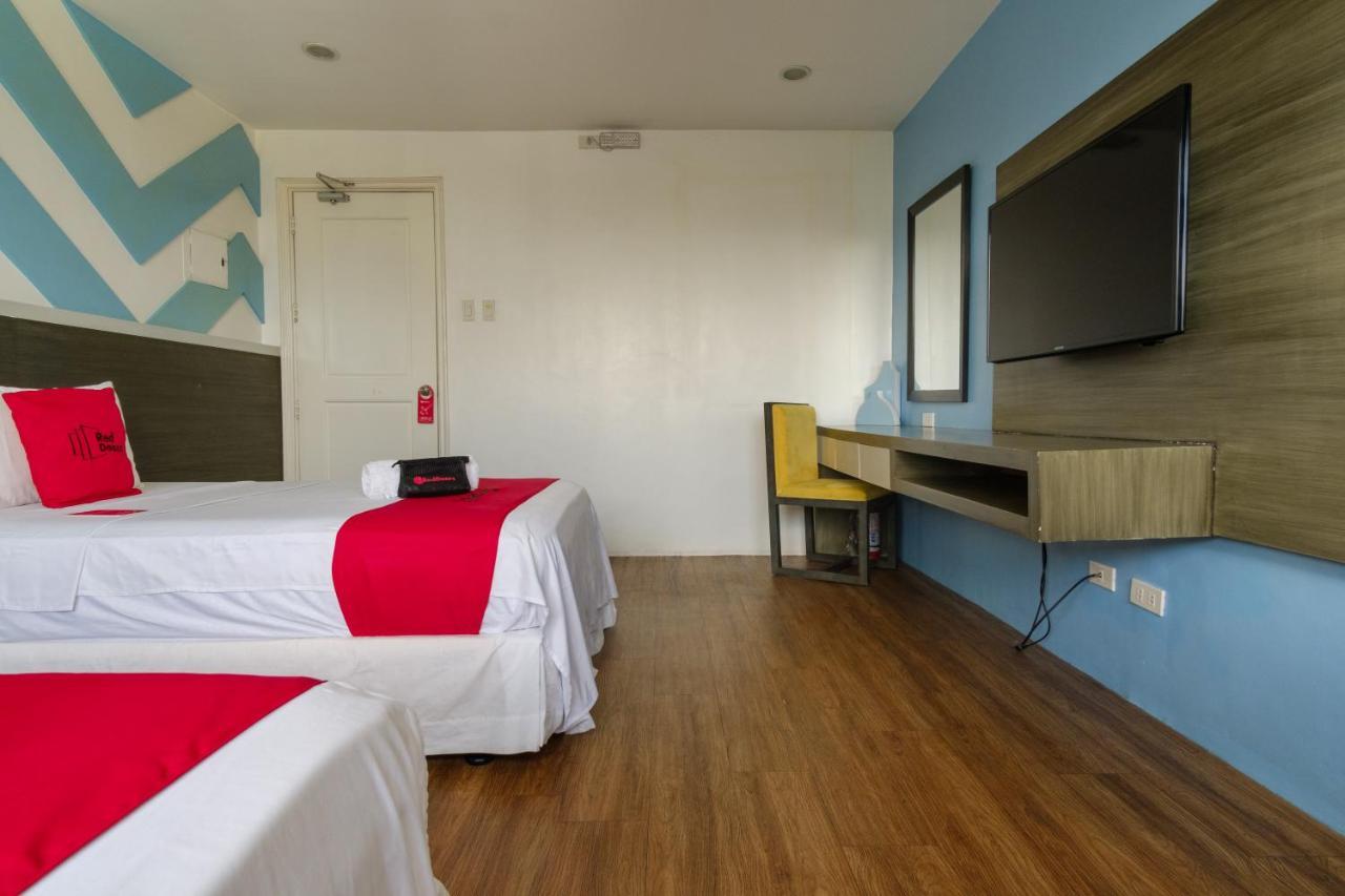 Reddoorz Plus @ Casino Street Makati Makati City Extérieur photo