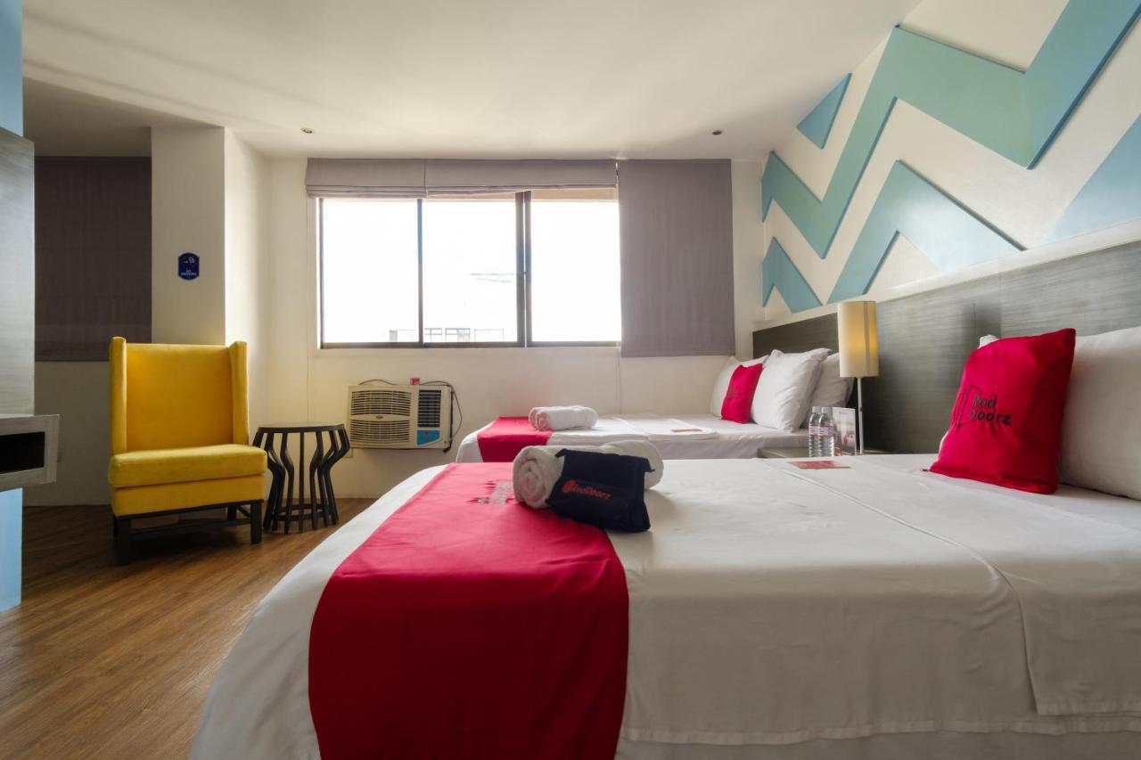 Reddoorz Plus @ Casino Street Makati Makati City Extérieur photo